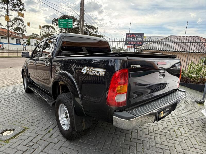 Toyota Hilux Cd4x4 Srv - foto 7