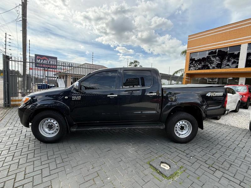 Toyota Hilux Cd4x4 Srv - foto 8