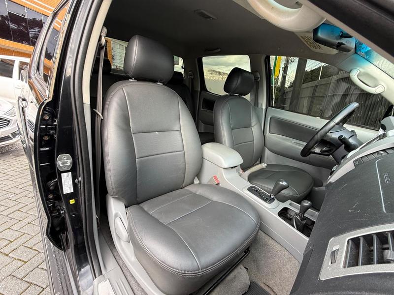 Toyota Hilux Cd4x4 Srv - foto 10