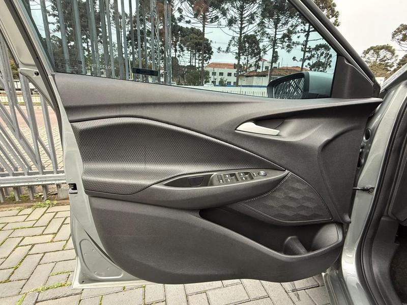 Chevrolet Onix Plus 10mt - foto 10