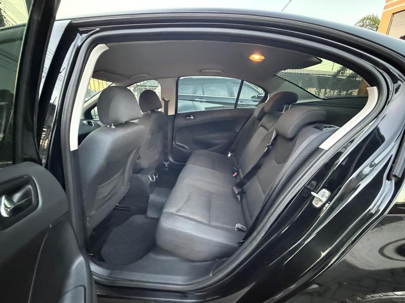 Peugeot 408 Sedan Allure 2.0 Flex 16V 4P Aut. - foto 13