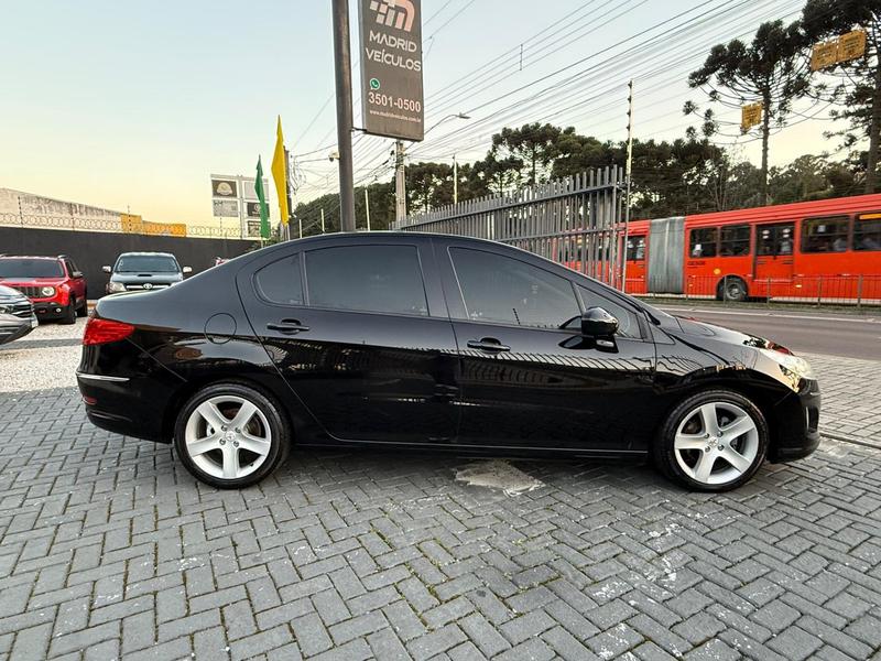 Peugeot 408 Sedan Allure 2.0 Flex 16V 4P Aut. - foto 4