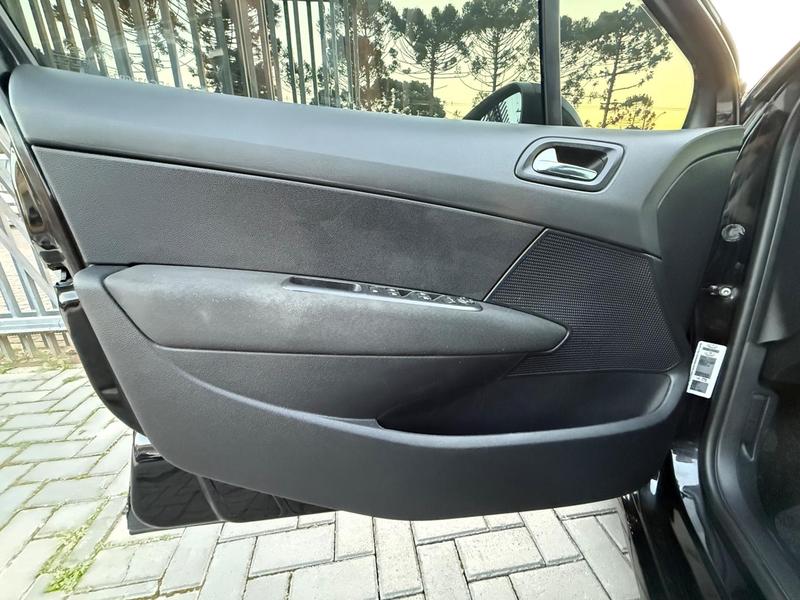 Peugeot 408 Sedan Allure 2.0 Flex 16V 4P Aut. - foto 9