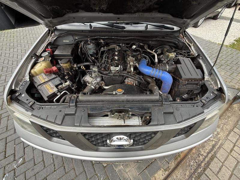 Nissan Frontier Le Cd 4X4 2.5 Tb Diesel Mec. - foto 20