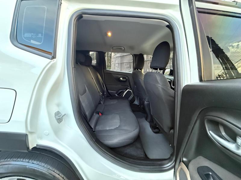 Jeep Renegade Sport 1.8 4X2 Flex 16V Mec. - foto 13