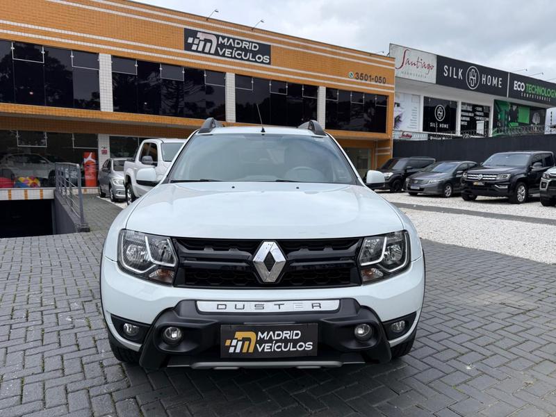 Renault Duster 2.0 D 4x2a - foto 2