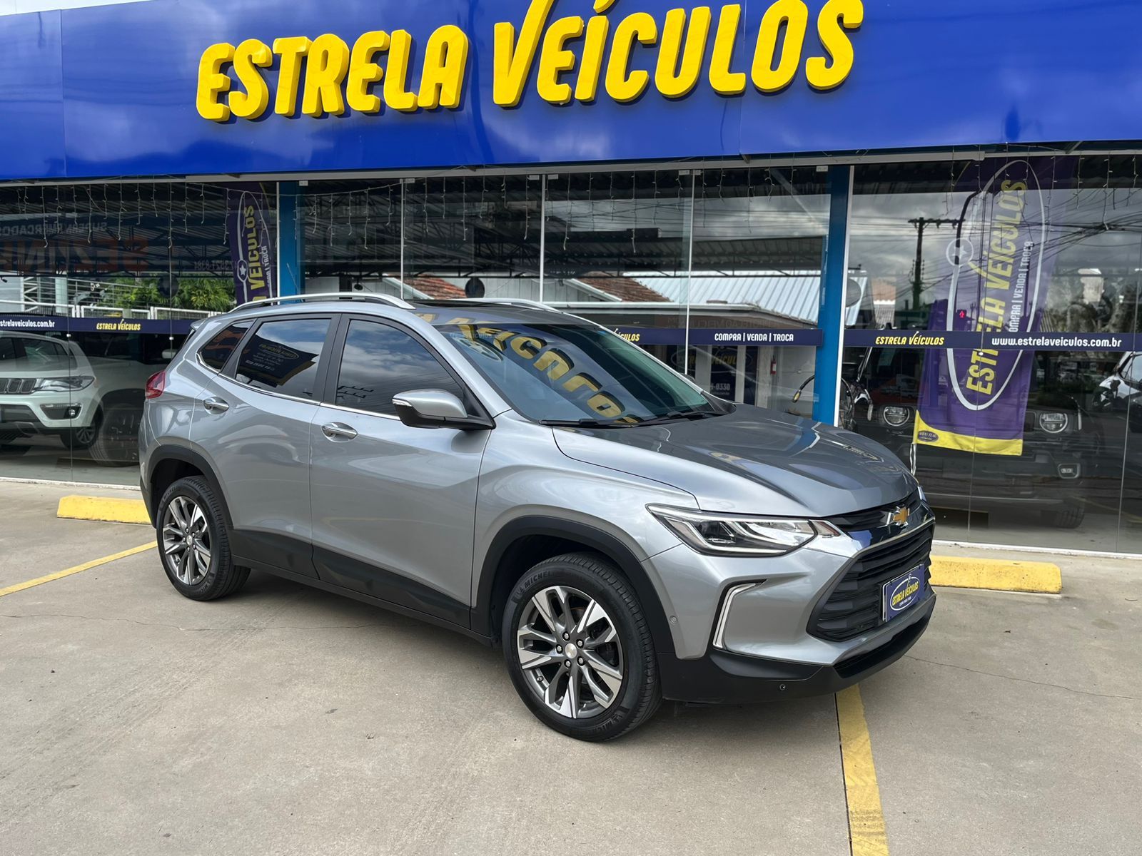 TRACKER 12T A PR