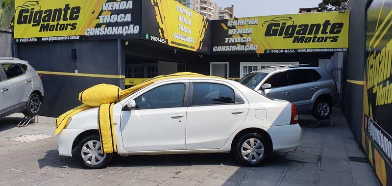 Toyota Etios Sd X 15l Mt - foto 4