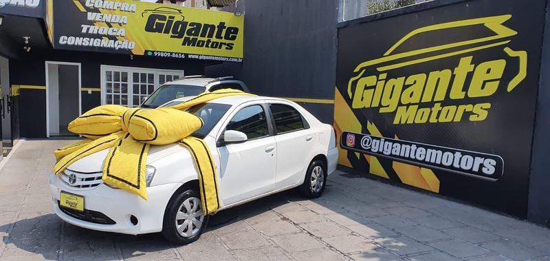 Toyota Etios Sd X 15l Mt - foto 3