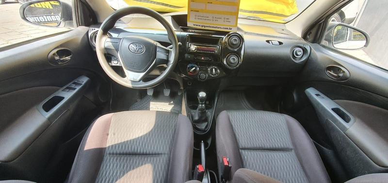 Toyota Etios Sd X 15l Mt - foto 12