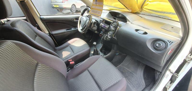 Toyota Etios Sd X 15l Mt - foto 15
