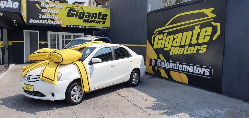 Toyota Etios Sd X 15l Mt - foto 18