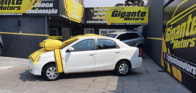 Toyota Etios Sd X 15l Mt - foto 6