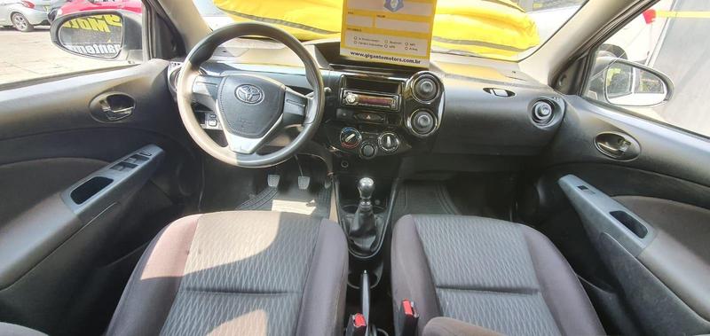 Toyota Etios Sd X 15l Mt - foto 10