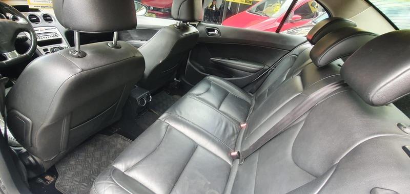 Peugeot 408 Feline - foto 11