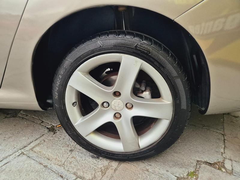 Peugeot 408 Griffe - foto 11