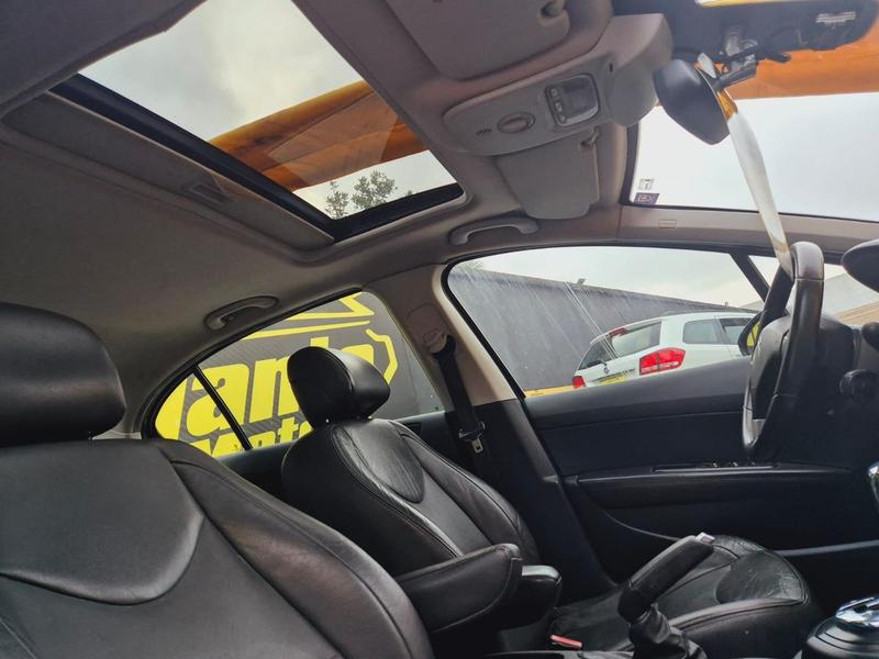 Peugeot 408 Griffe - foto 8