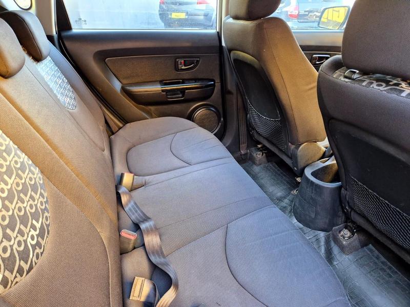 Kia Soul EX 1.6 Ff At - foto 19