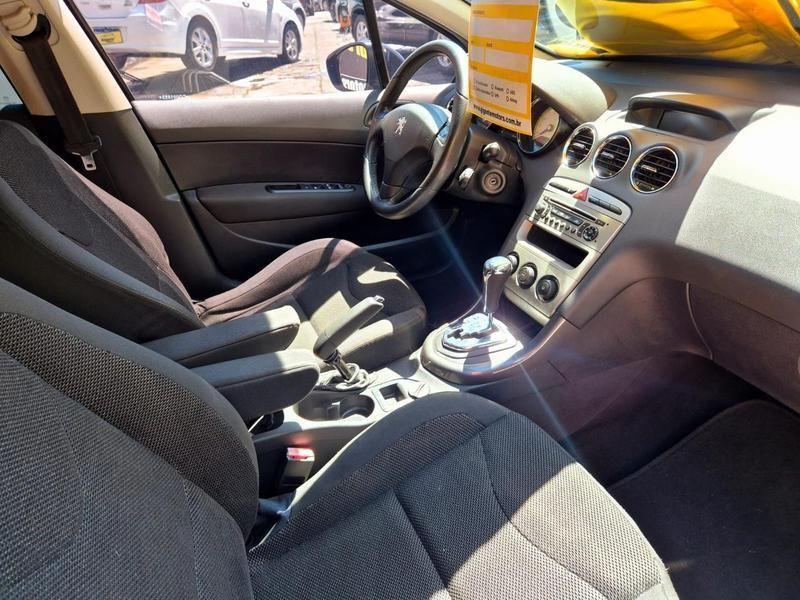 Peugeot 408 Allure - foto 9