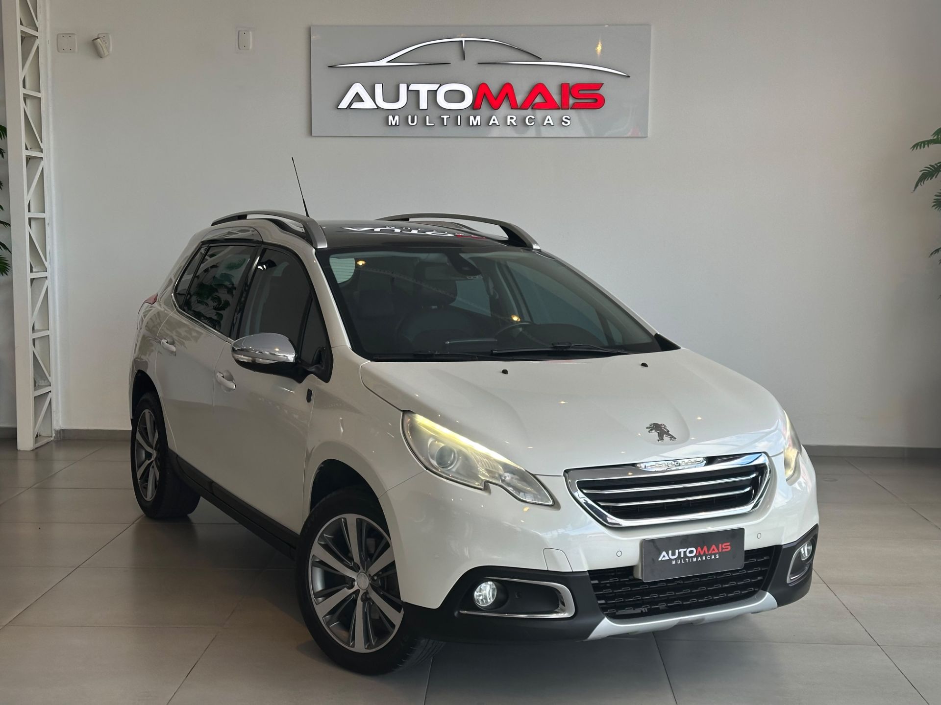 PEUGEOT 2008 2017