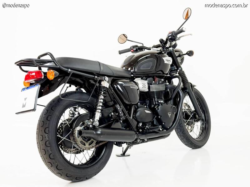 TRIUMPH BONNEVILLE T100 BLACK