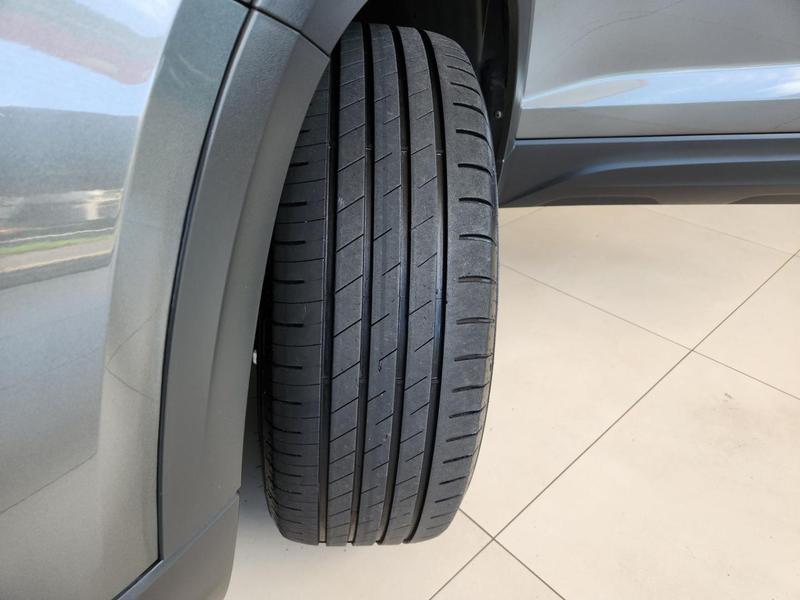 Volkswagen Taos 1.4 250 TSI Highline - foto 17