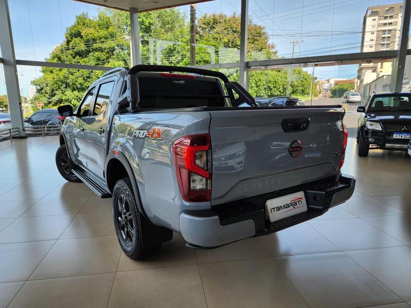 Nissan Frontier Pro 4x - foto 5