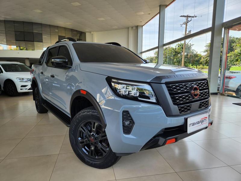 Nissan Frontier Pro 4x - foto 3