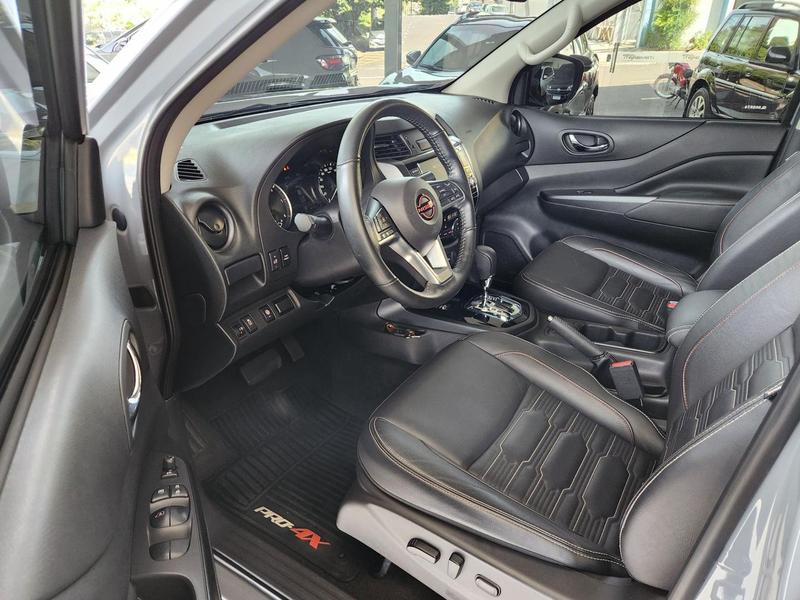 Nissan Frontier Pro 4x - foto 12
