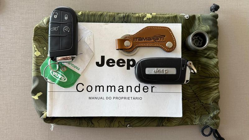 Jeep Commander Overland T270 13 Tb Flex Automático - foto 18