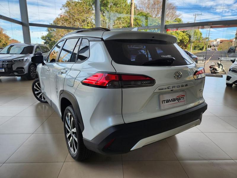 Toyota Corolla Cross XRE 2.0 Flex Automático - foto 5