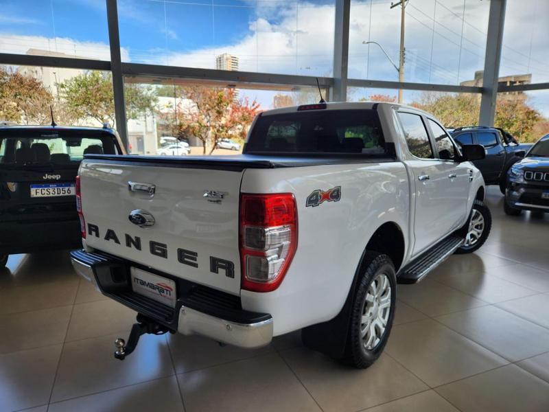 Ford Ranger 3.2 XLT 4X4 Cd 20V Diesel 4P Automático - foto 4