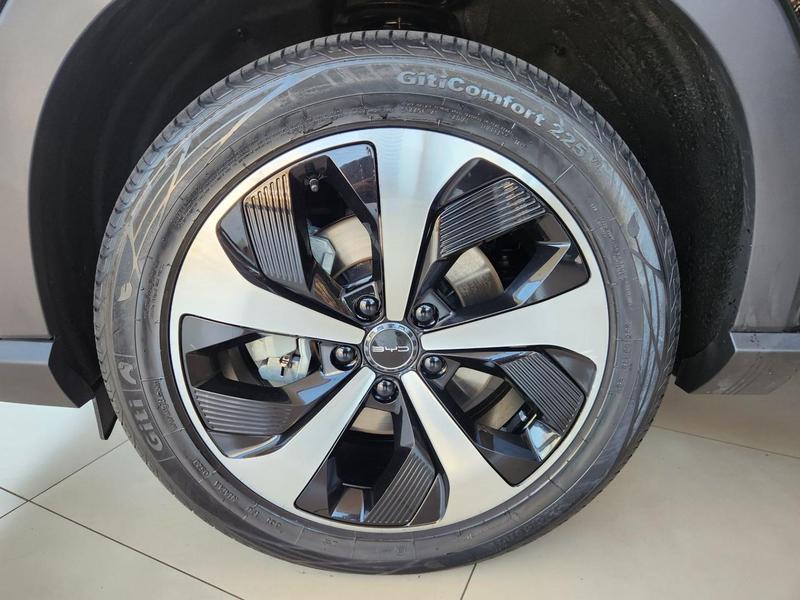 BYD Song Plus 1.5 16V Automático Híbrido - foto 11