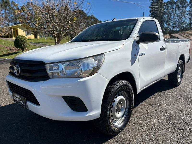 Toyota Hilux Cd 4X4 2.8 Diesel Mec. - foto 3
