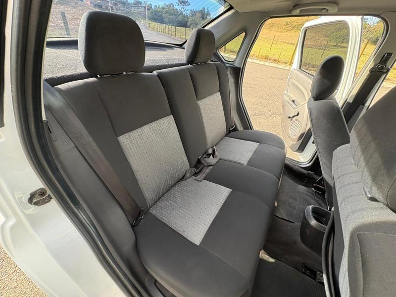 Ford Fiesta Sedan 1.6 16V Flex Mec. - foto 13