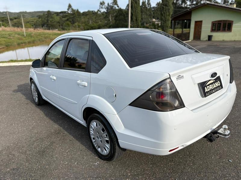 Ford Fiesta Sedan 1.6 16V Flex Mec. - foto 6
