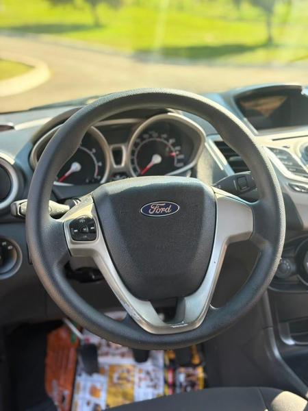 Ford Fiesta Se Ha - foto 10