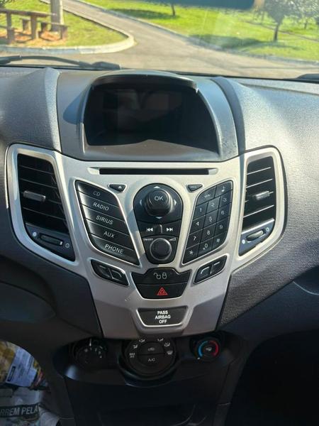 Ford Fiesta Se Ha - foto 8