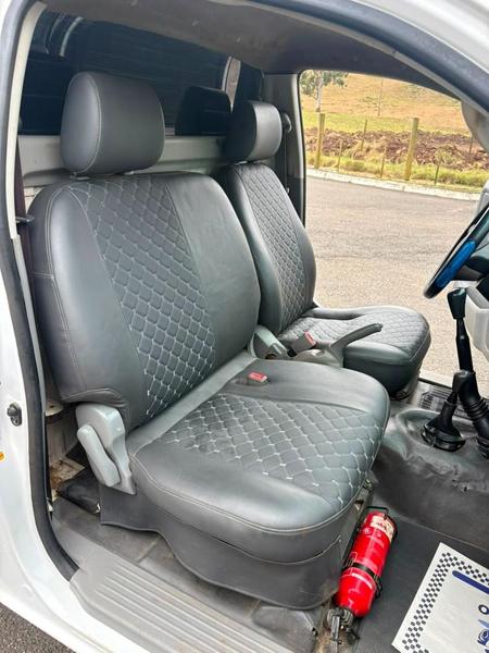 Toyota Hilux Cs D4 D 4X2 2.5 16V 102cv Tb Dies. - foto 4