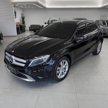 MERCEDES-BENZ GLA 200 1.6 CGI ADVANCE 16V TURBO 4P