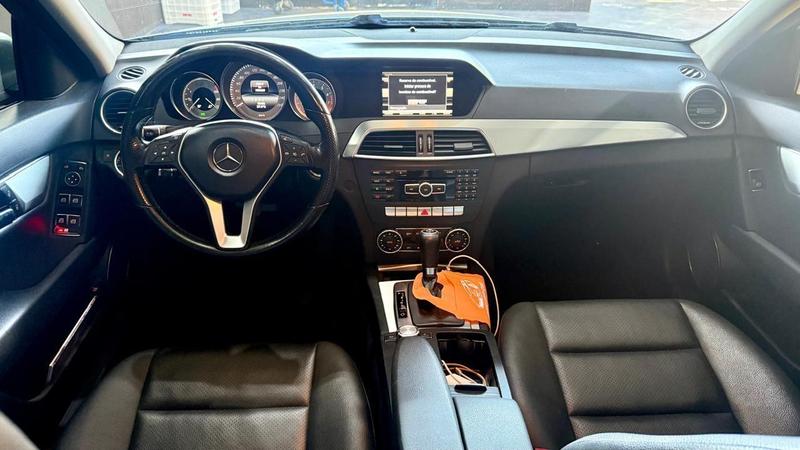 Mercedes-Benz Classe C Cgi Avantgarde 1.8 16V 184cv Aut. - foto 9