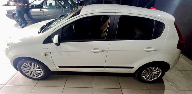 Fiat Palio Essence 1.6 - foto 5