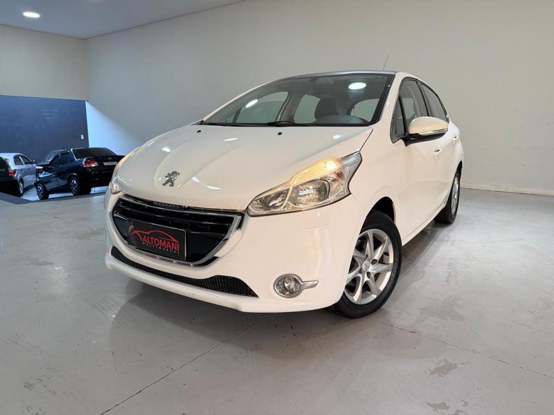 PEUGEOT 208 ALLURE BVA
