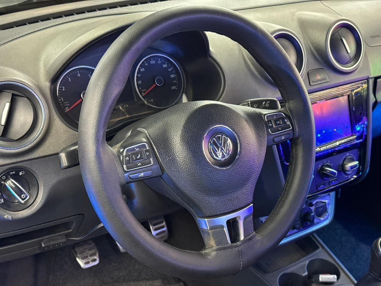 Volkswagen SAVEIRO 8