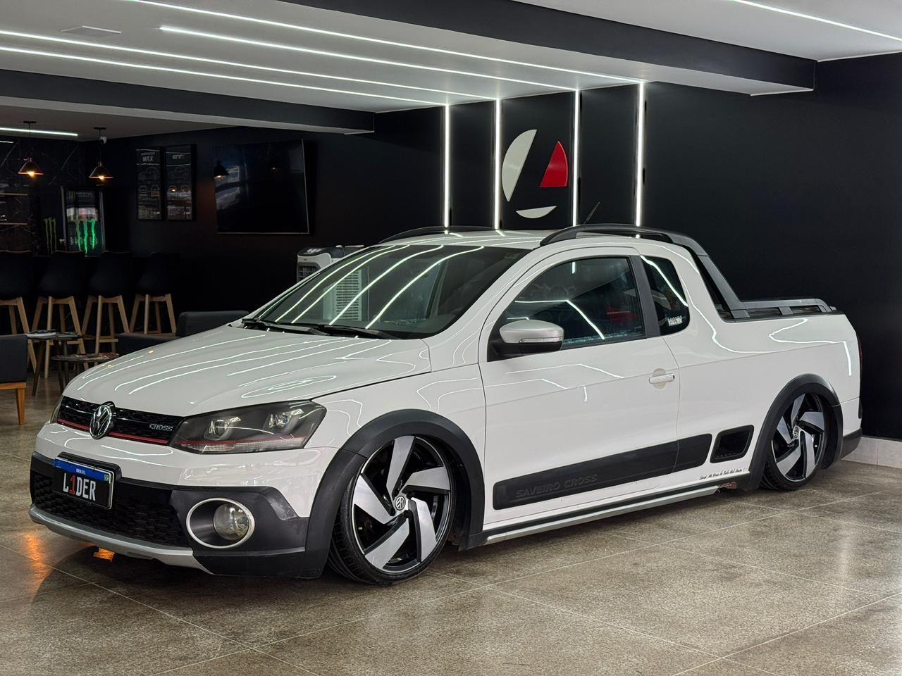 Volkswagen SAVEIRO 2