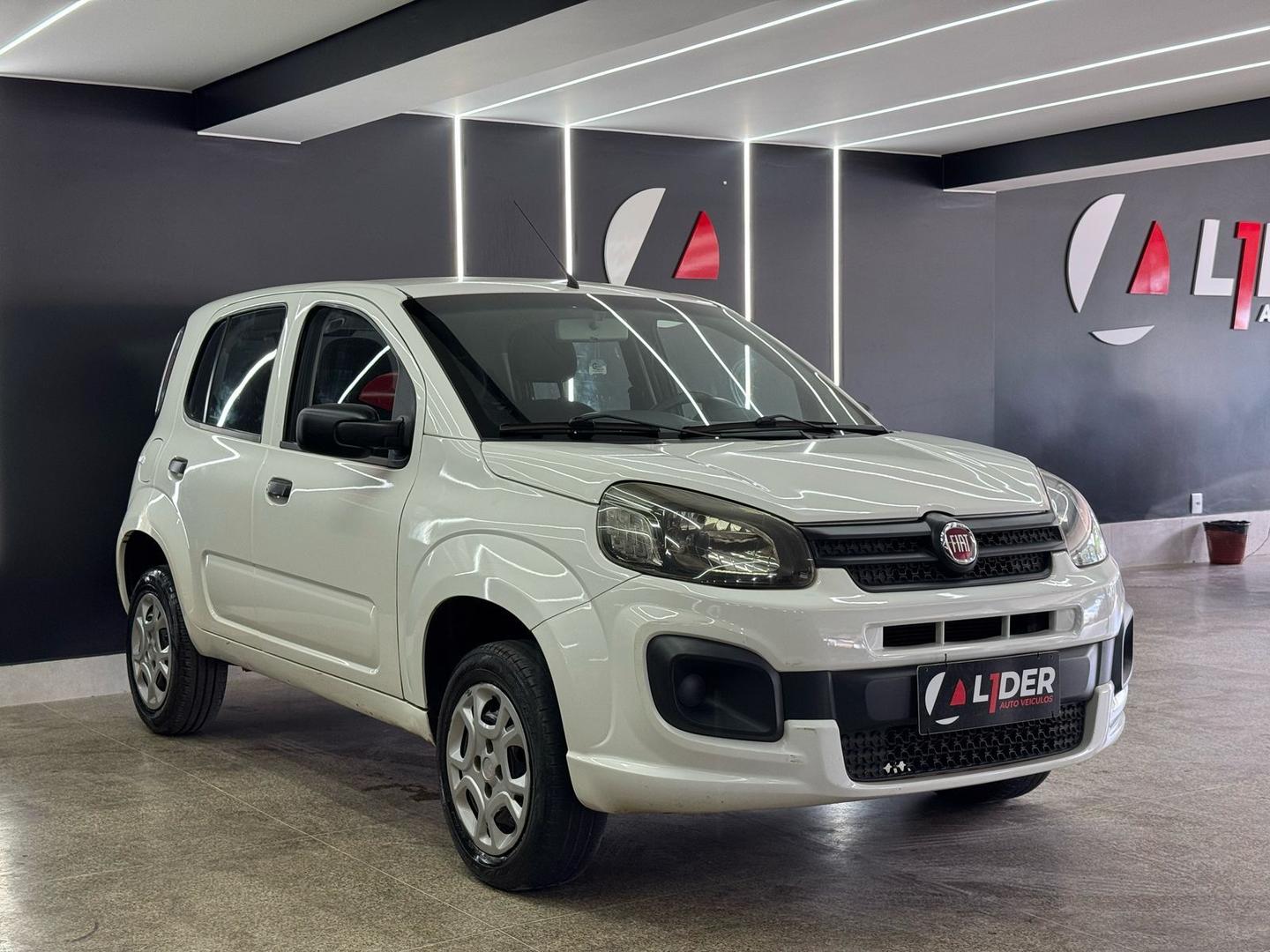 Fiat UNO 5