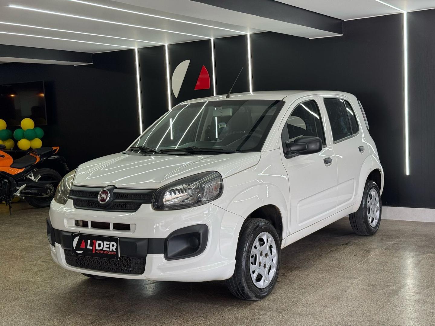 Fiat UNO 4
