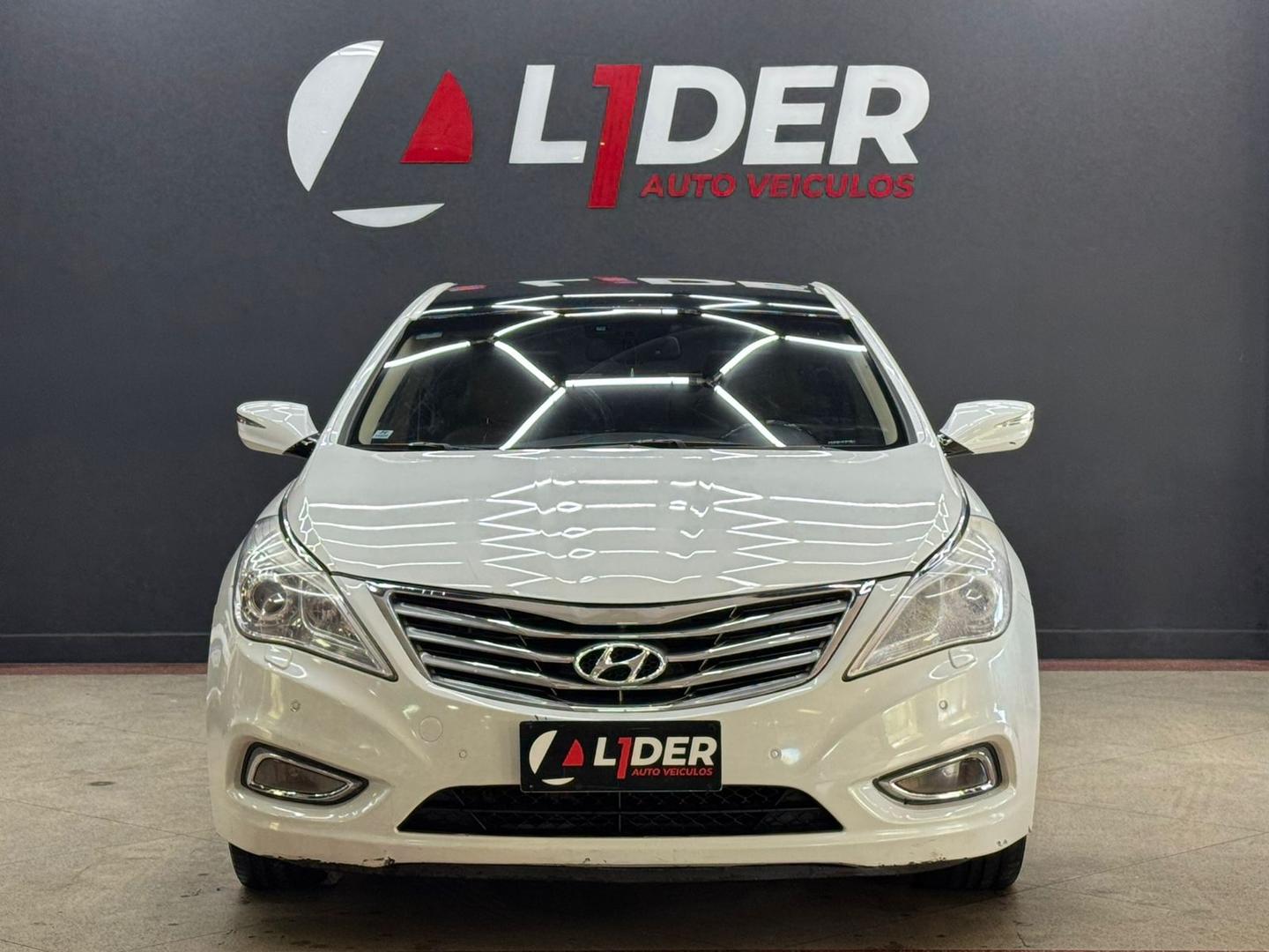 Hyundai AZERA 11