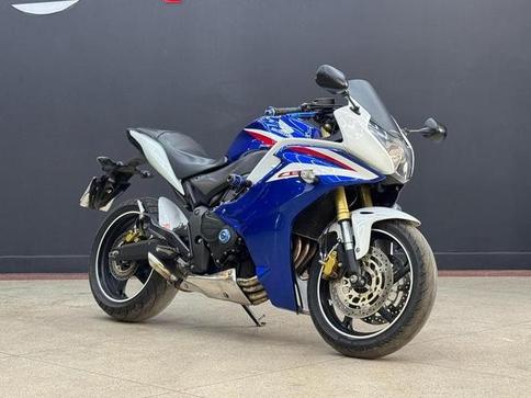 HONDA CBR 600F