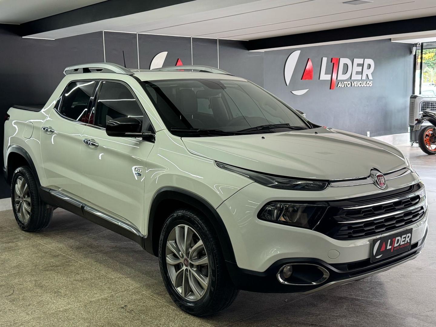 Fiat TORO 4